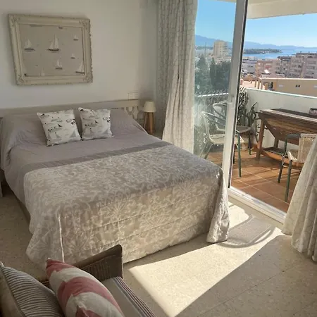 Large Three Bedroom Panoramic Sea Views Apartment Estepona