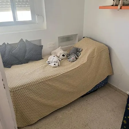 Large Three Bedroom Panoramic Sea Views * 埃斯特波纳