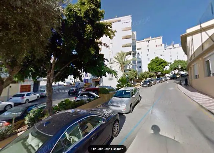 Large Three Bedroom Panoramic Sea Views Appartement